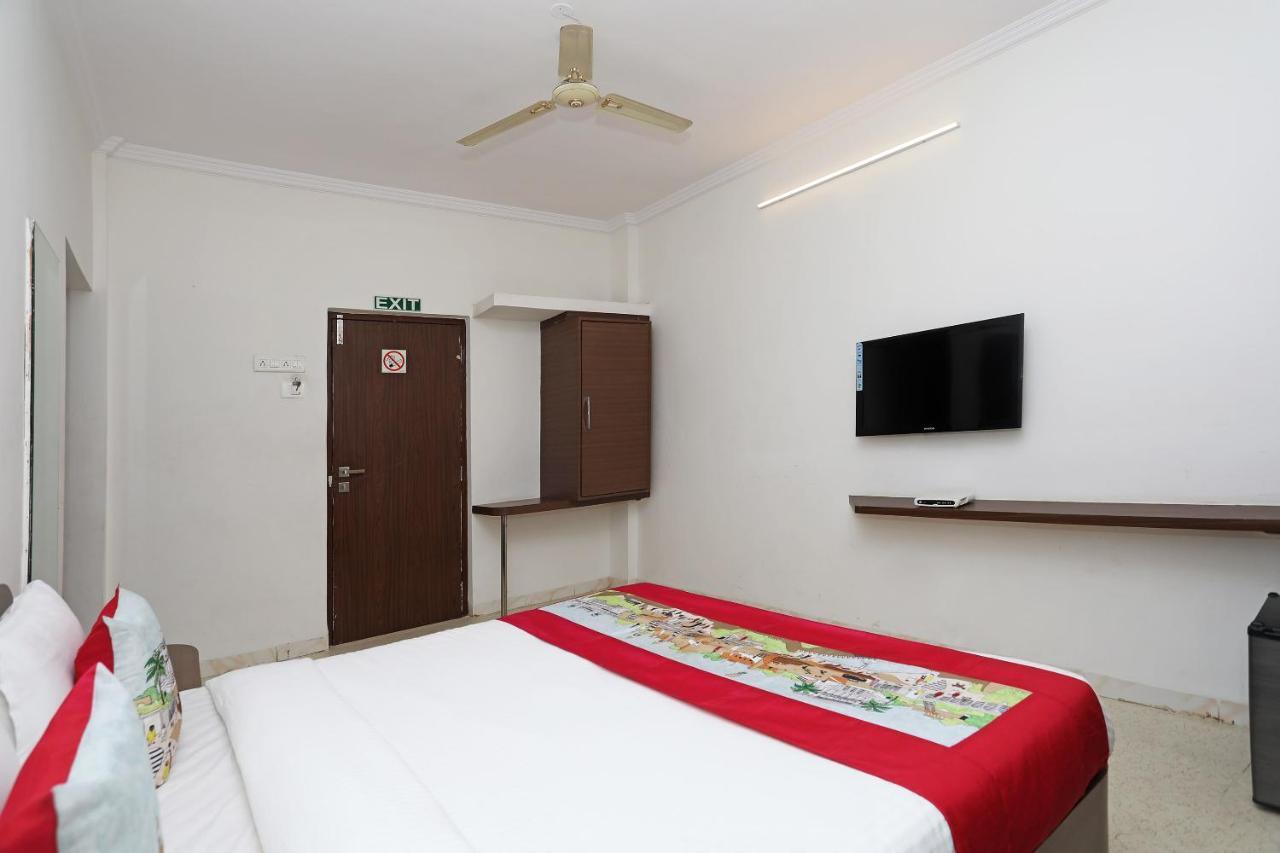 Hotel O 10671 Hotel Sai Prem Nashik Bagian luar foto