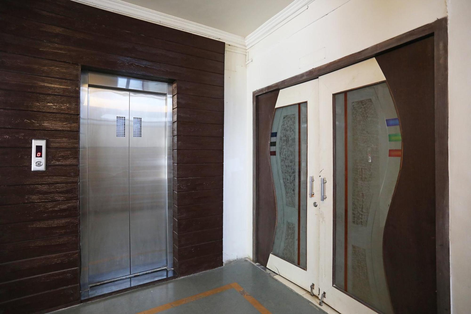 Hotel O 10671 Hotel Sai Prem Nashik Bagian luar foto