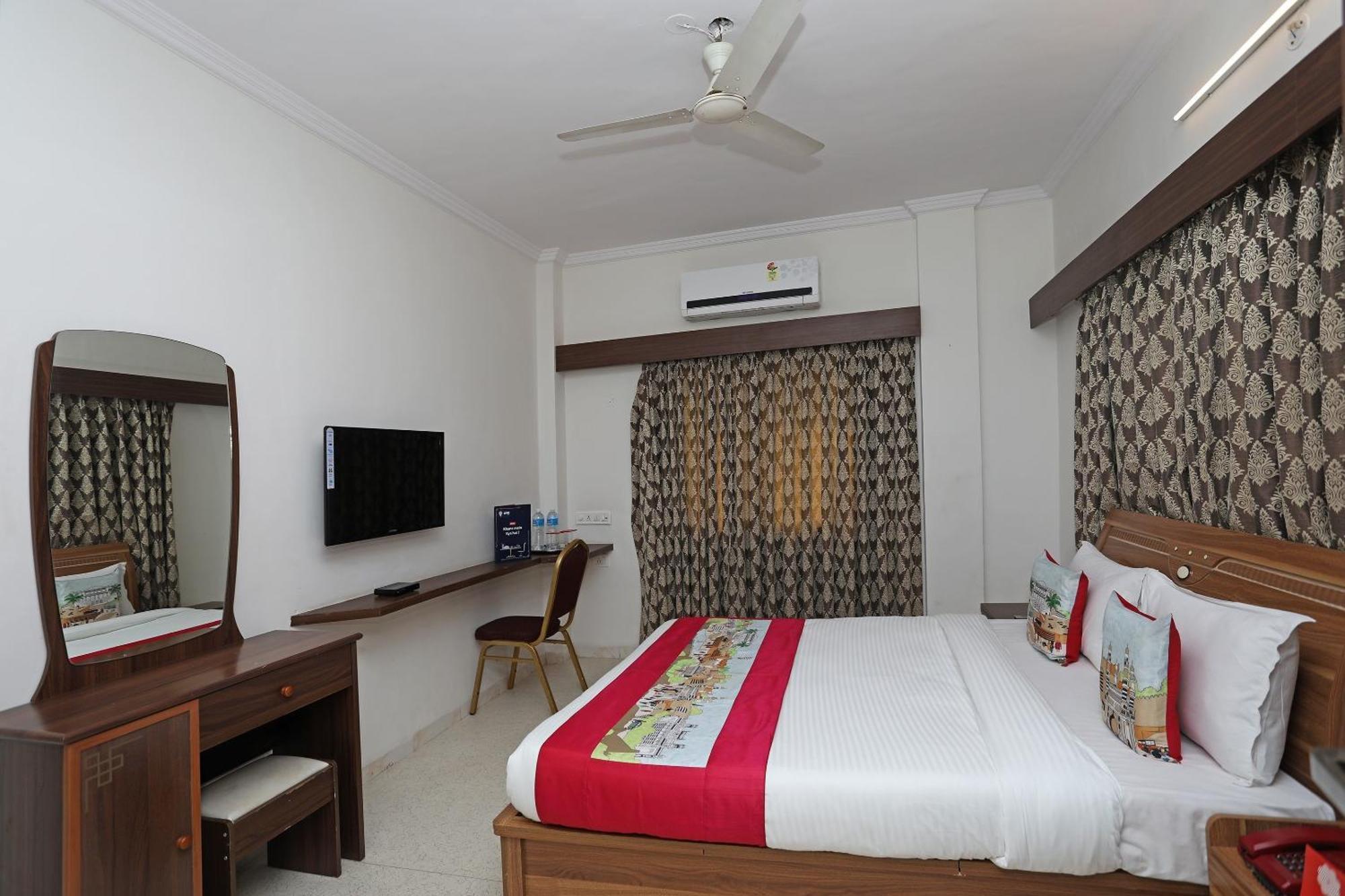 Hotel O 10671 Hotel Sai Prem Nashik Bagian luar foto